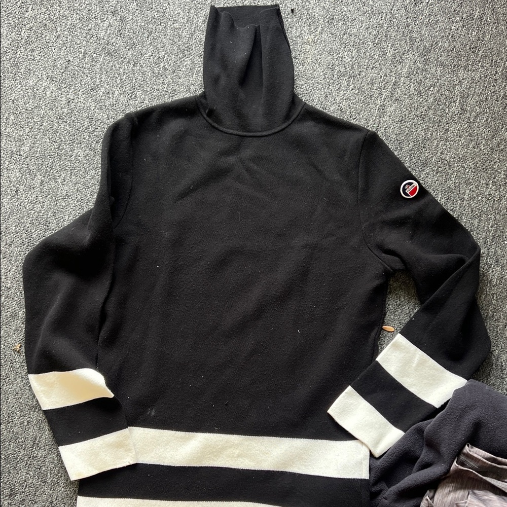 Fusalp Black and White Turtleneck Sweater
